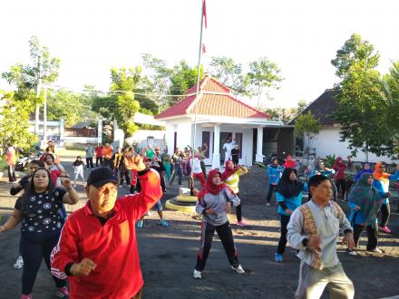 Senam Sehat di Hari Jum'at!!!